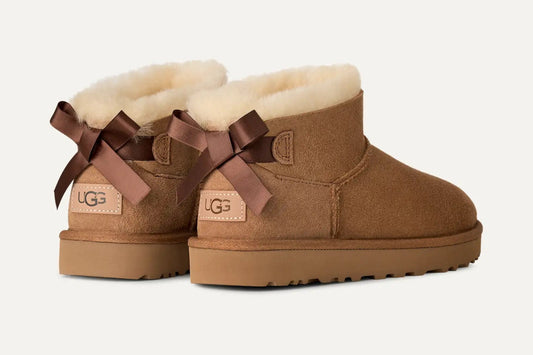 UGG Ultra Mini Bailey Bow Boot - Chesnut