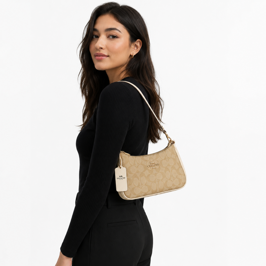 Coach Teri - White Signature Canvas