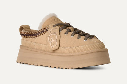 UGG Heritage Lace-Up – Sand Castle