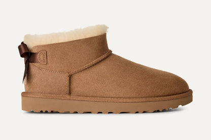 UGG Ultra Mini Bailey Bow Boot - Chesnut