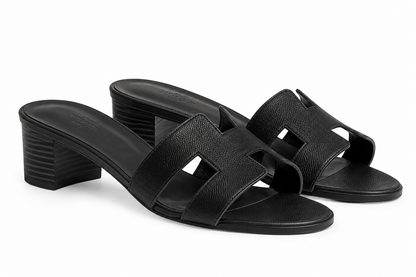 Hermès Oasis Sandals –  Black