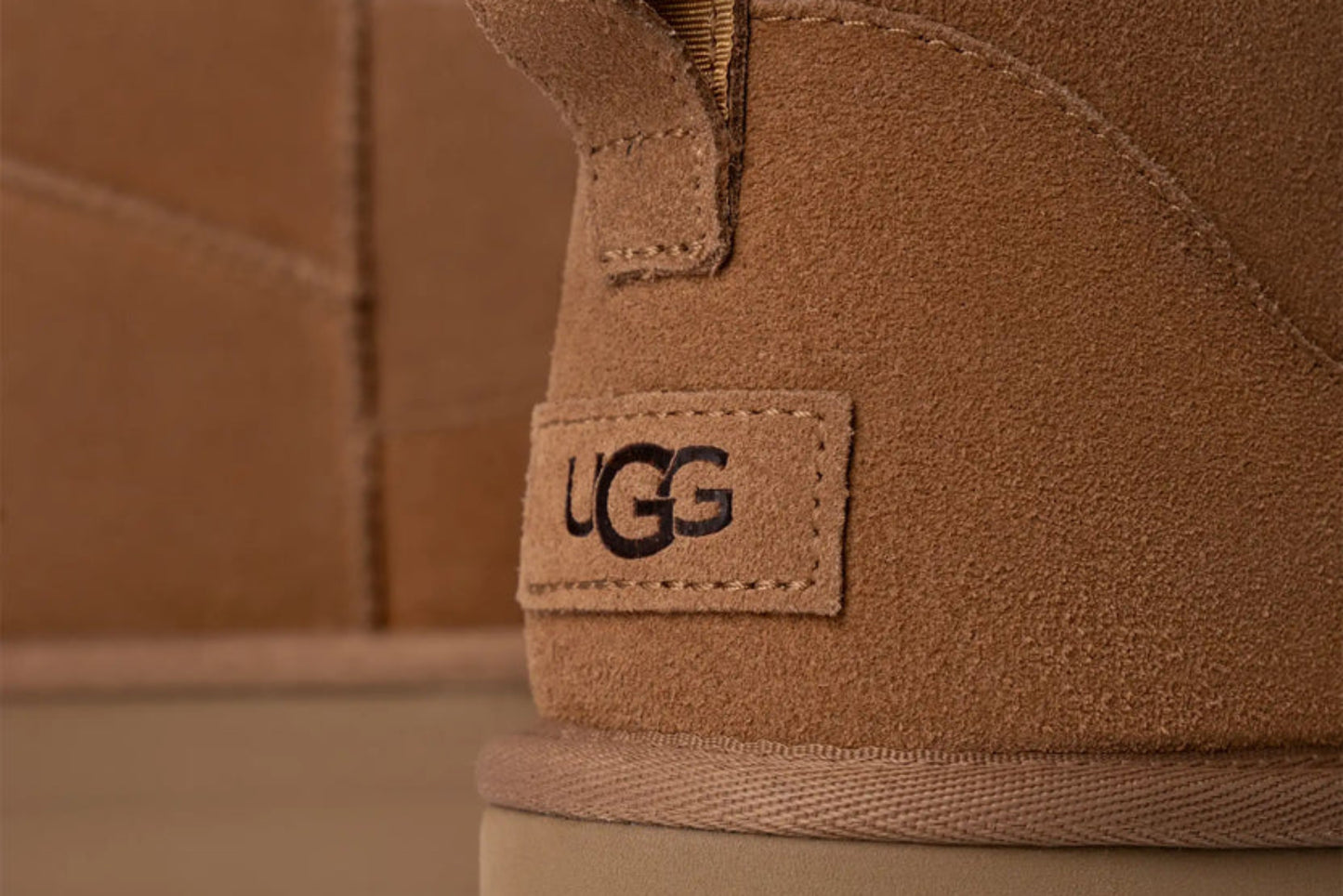 UGG Classic Ultra Mini Platform Boot – Chestnut