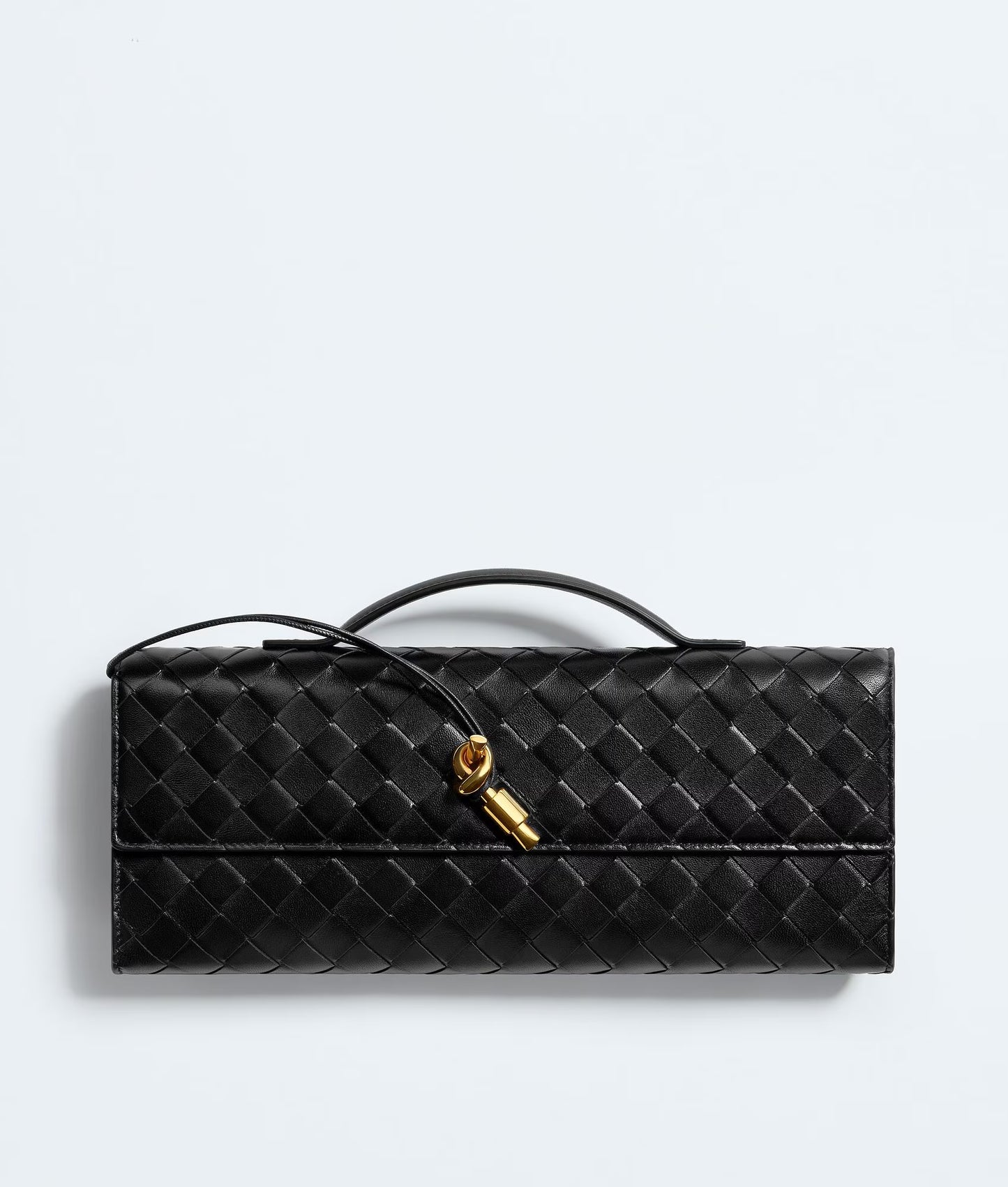 BOTTEGA VENETA Andiamo Clutch — Black